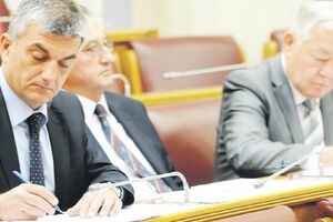 Kaluđerović sa Bojanićem i Abazovićem