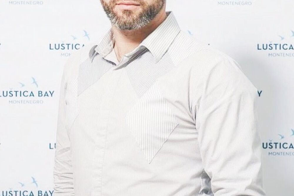 Vojislav Kaluđerović (Novina)