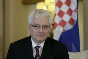 "Srbija je okupator BiH": Josipović odlikovao Ganića
