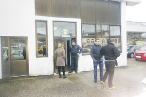 Ulcinj: Radnici Auto-moto društva na ulici za osam dana?