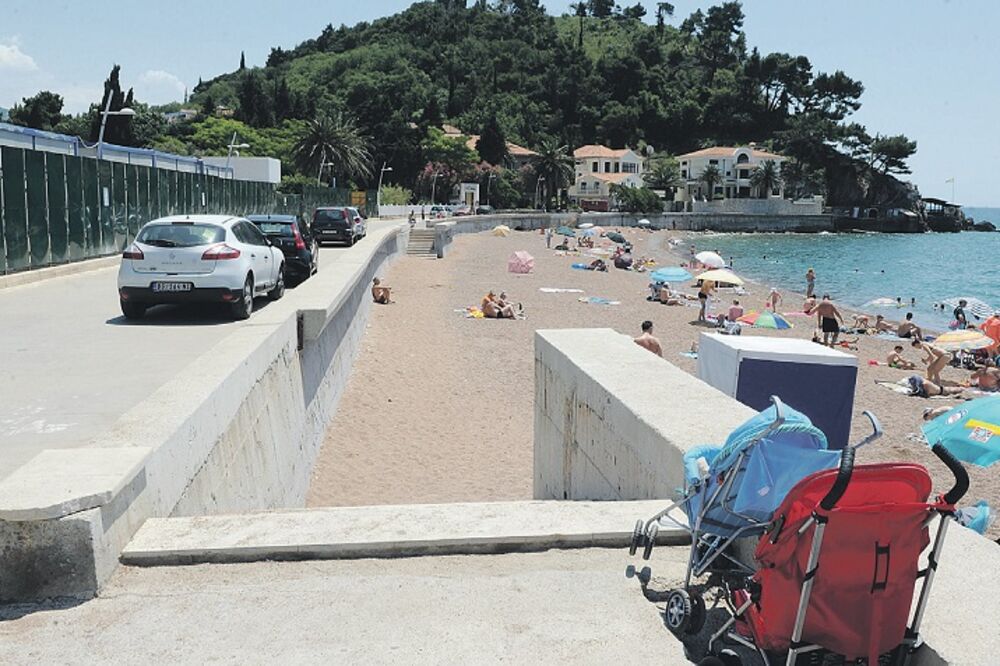 plaža, Petrovac, Foto: Vuk Lajović