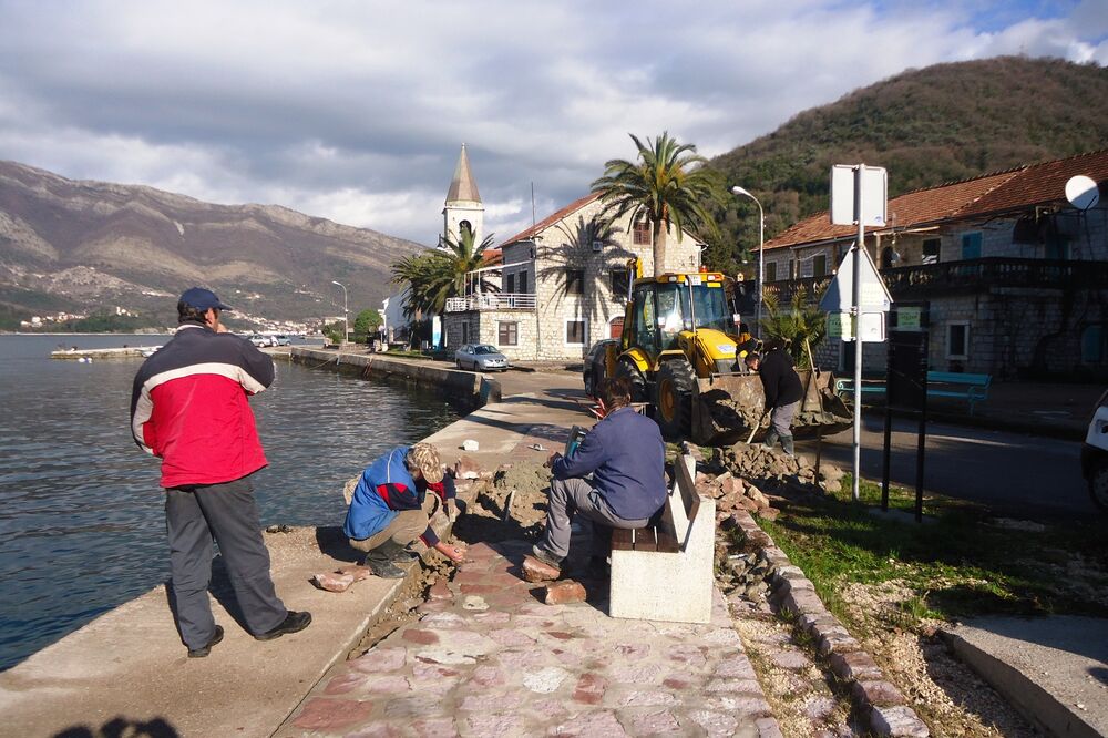 komunalci, Tivat, Foto: Siniša Luković