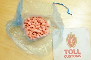 Četiri osobe umrle od droge s logoom Supermena