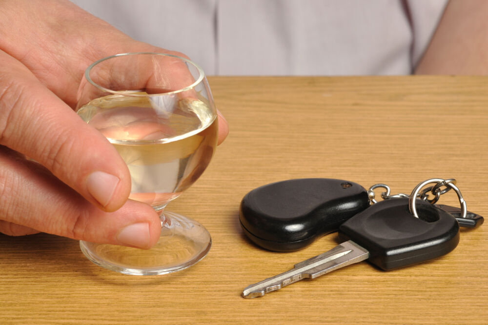 saobraćaj, alkohol, Foto: Shutterstock.com