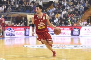 Ukić van terena mjesec dana