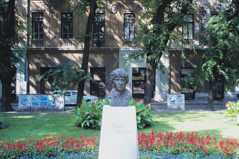 Danilo Kiš spomenik Subotica