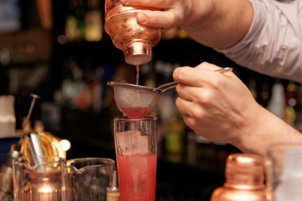 koktel, kafić, lokal, Foto: Shutterstock