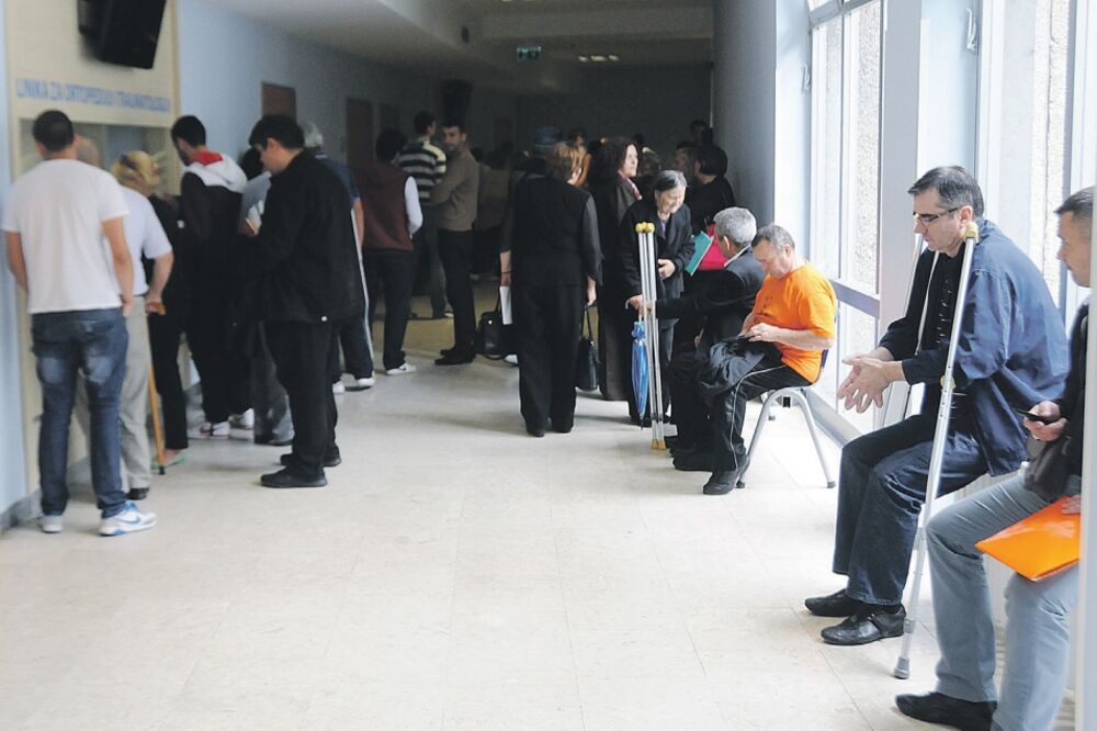 Dom zdravlja, čekaonica, Foto: Luka Zeković