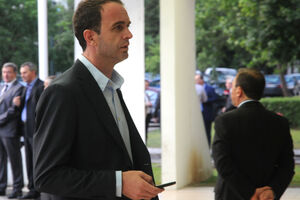 AA: Nema ostavke Đeljošaja