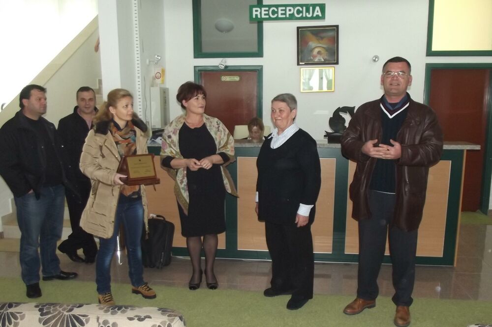 Gorske oči plaketa, Foto: Obrad Pješivac