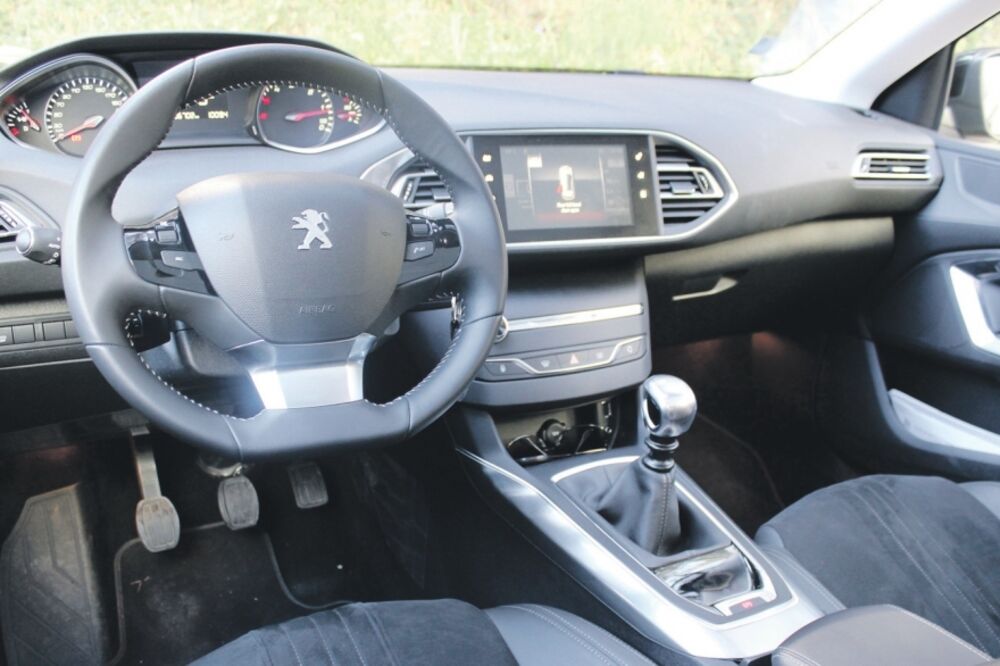 Pežo 308, Foto: Saša Marković