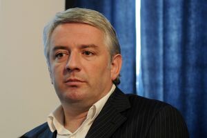 Vučurović: Naručeni analitičari da se drže dalje od DF-a