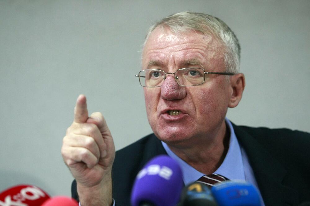 Vojislav Šešelj, Foto: Betaphoto