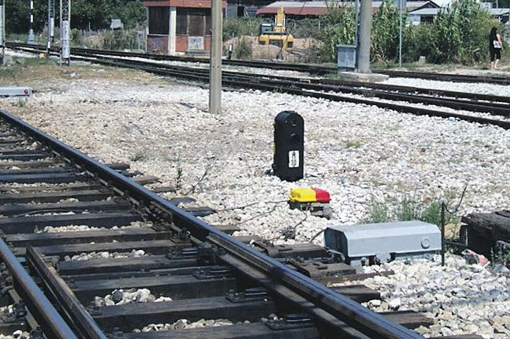šine, željeznica, Foto: Arhiva Vijesti