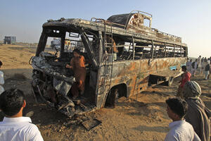 Karači: Sudar busa i cisterne, 57 žrtava