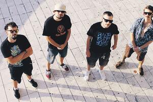 Moderan rep na balkanski način