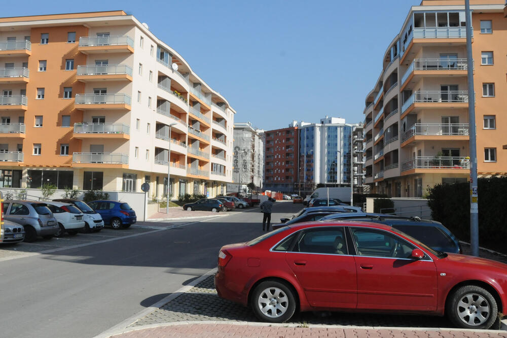 City kvart, parking, Foto: Vesko Belojević