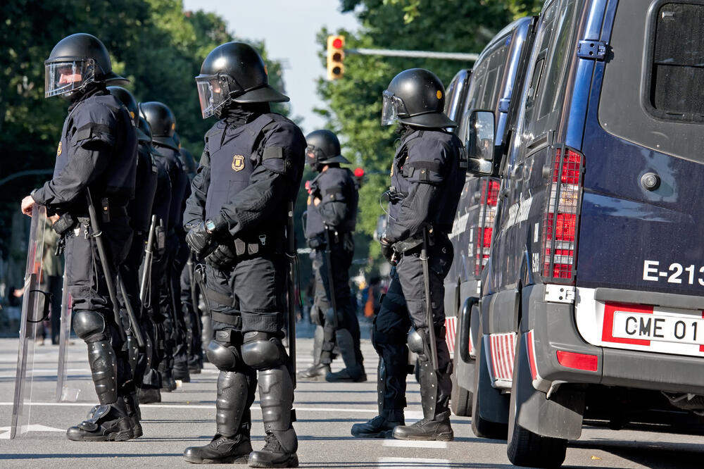 španska policija, Foto: Shutterstock