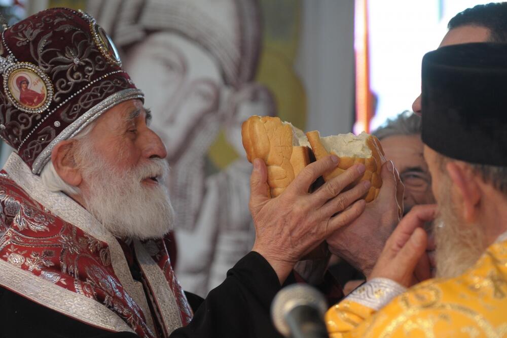 nalaganje badnjaka, CPC, Foto: Savo Prelević