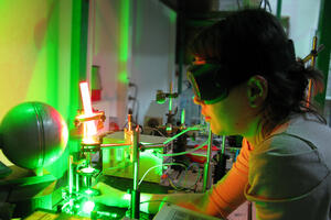 O kvalitetu i kvantitetu u nauci