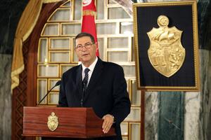 Tunis: Zvaničnik bivšeg režima imenovan za mandatara