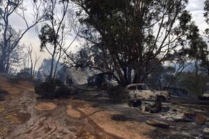 Australija: Vatrogasci još gase šumske požare