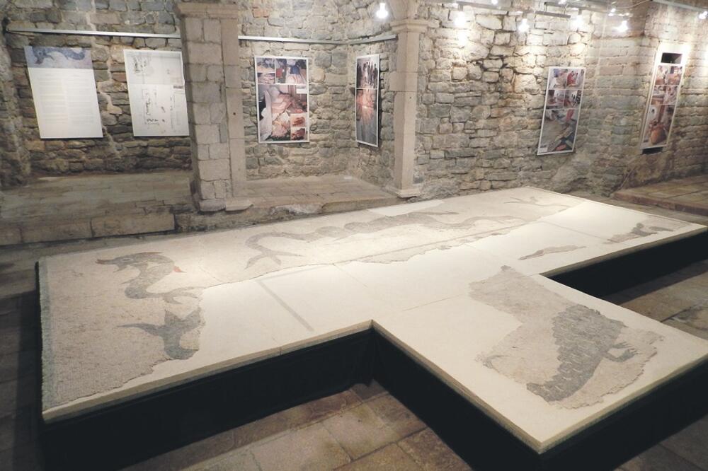 Vila Urbana, mozaik, Foto: B. Slovinić