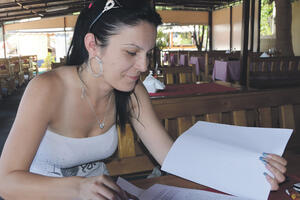 Bačena bomba na kuću Jelene Jeknić