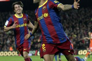 Alves: Barselona mi nije ponudila novi ugovor