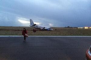Škotska: Vjetar oduvao avion s piste