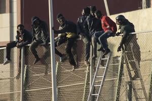 Afrički ilegalni imigranti ponovo pokušali da uđu u Španiju