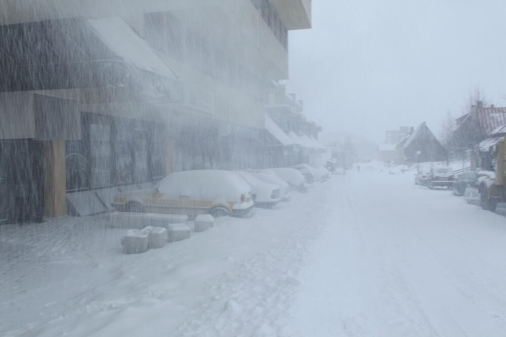 Žabljak, snijeg, Foto: Obrad Pješivac