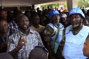 Žorž Vea senator u parlamentu