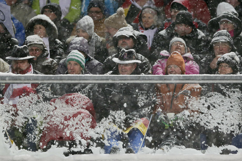 Novogodišnja skakaonica, Foto: Beta/AP