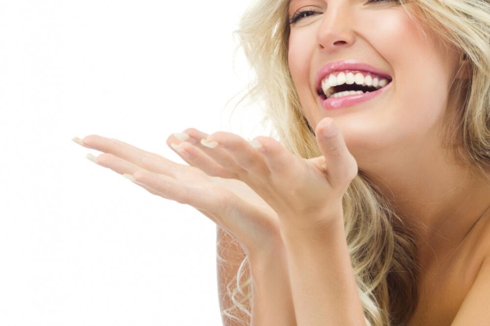 djevojka, žena, osmijeh, Foto: Shutterstock.com