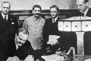 Putinova rekonstrukcija prošlosti: Kad je Staljin bio Hitlerov...
