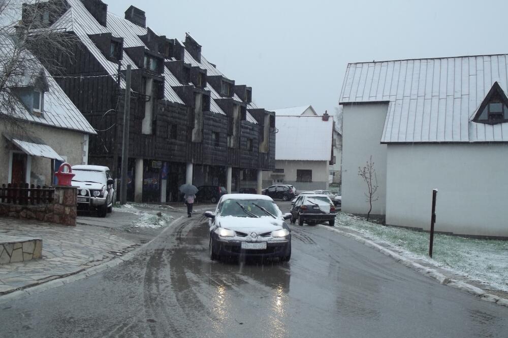 Žabljak snijeg maj, Foto: Obrad Pješivac