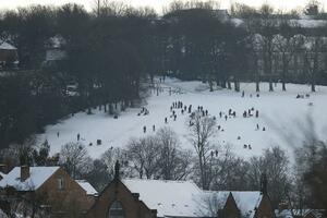 Snijeg u Britaniji, Švajcarskoj i Njemačkoj