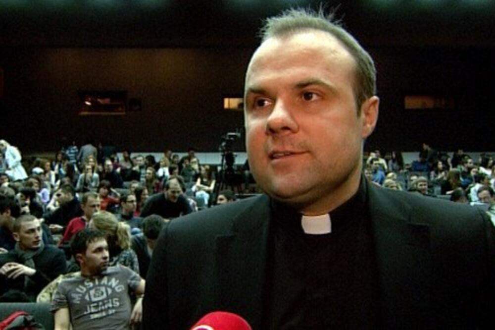 Don Damir Stojić, Foto: Facebook.com