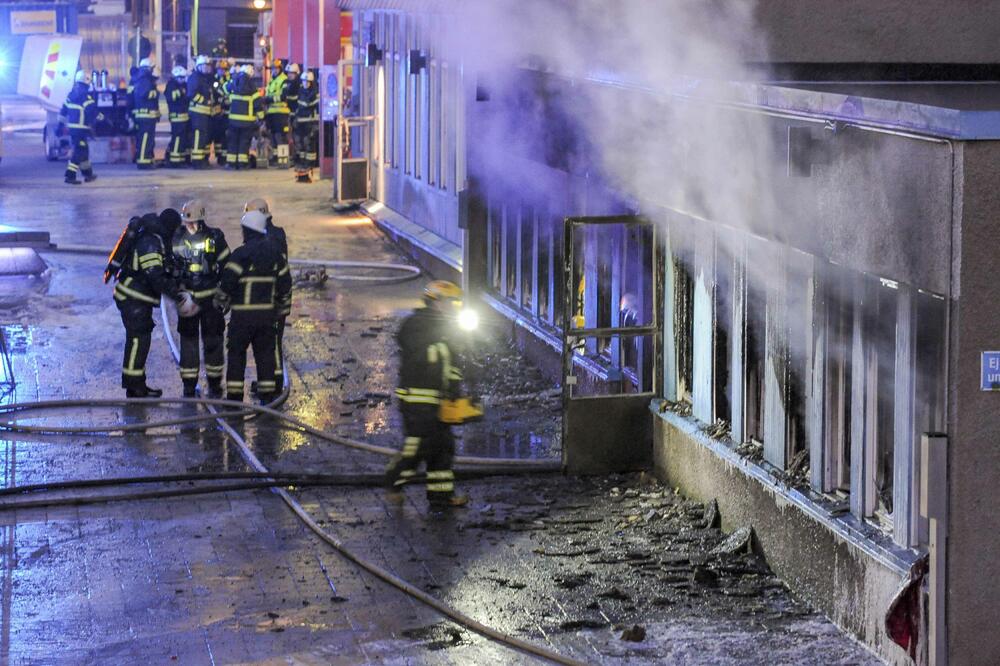 Švedska, paljenje džamije, Foto: Reuters