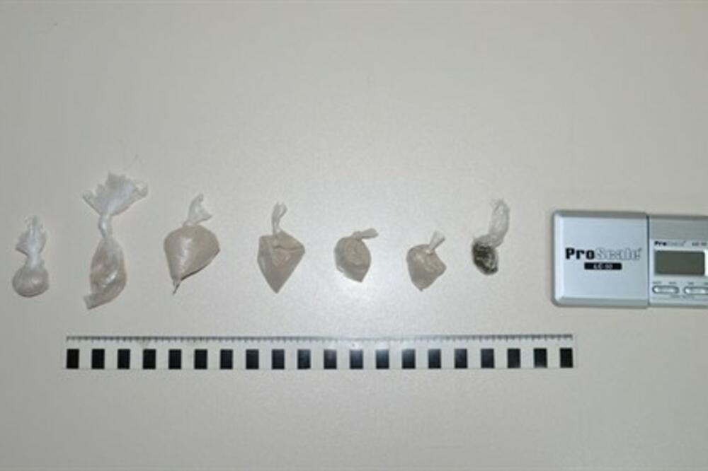 Kotor, Uprava policije, zapljena droge, Foto: Uprava policije