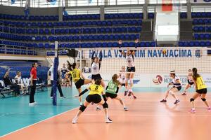 Luka Bar veliki favorit u derbiju