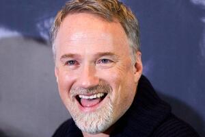 Finčer snima seriju za HBO?