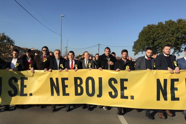 Bečić u Zeti: Dosta je Đukanovića, Barovića, namještenih suđenja, krvavih pločnika...