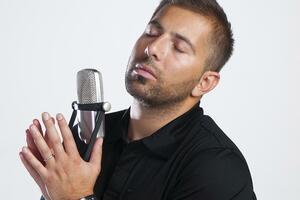 Kristijan Rahimovski objavio novi singl