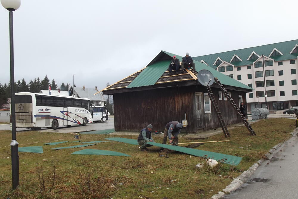 autobuska stanica, Žabljak, Foto: Obrad Pješivac