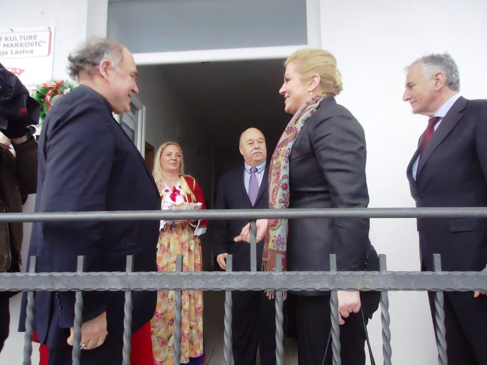 Ilija Janjić, Kolinda Grabar-Kitarović