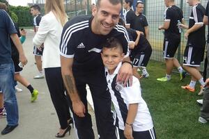 Osmogodišnjak sanja Partizan, prate ga Italijani