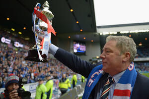 Mekoist napustio Rendžers