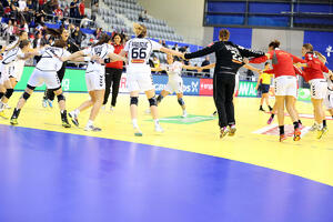 Prvo od tri finala za polufinale